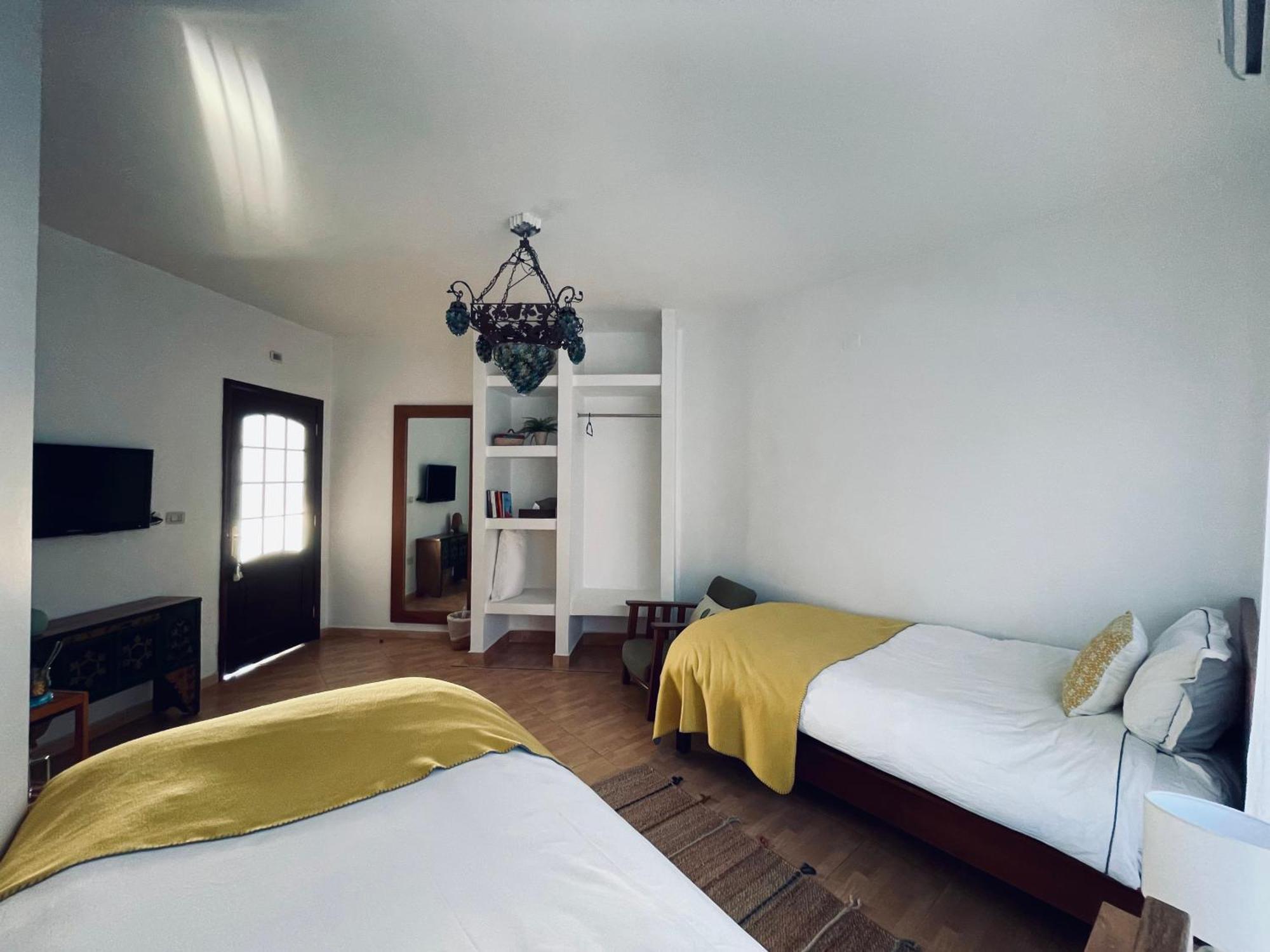 The Precious Guesthouse Sweimeh 外观 照片